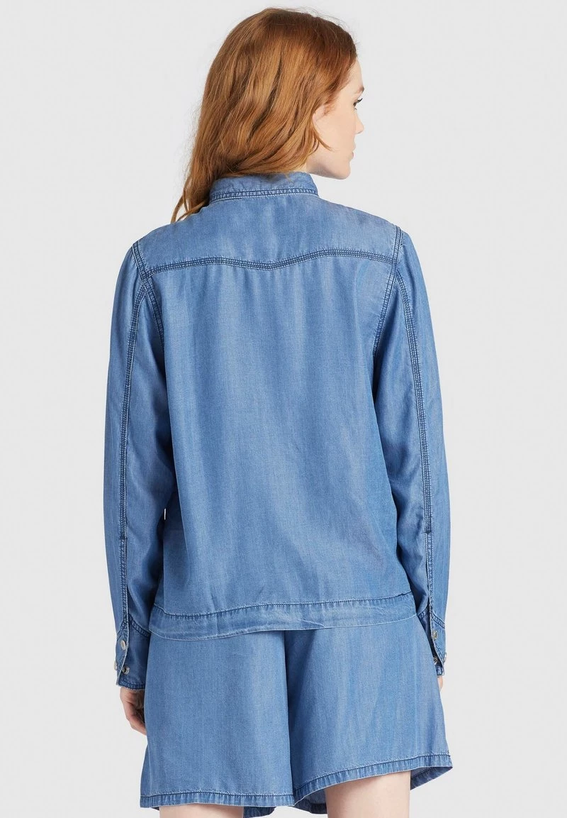Khujo Femme ESAIA Chemisier Denim Blue 5 Khujo Femme ESAIA Chemisier Denim Blue – Image 3