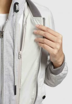 Khujo Femme PERSEE Veste Légère Hellgrau -Khujo Soldes 10d01ba7d37a437b945930fcf9628d59