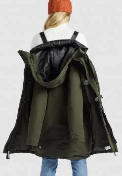Khujo Femme CLEAO Veste D'hiver Dunkeloliv -Khujo Soldes 1a4cee896c0143d4b23583d99a6e80e0