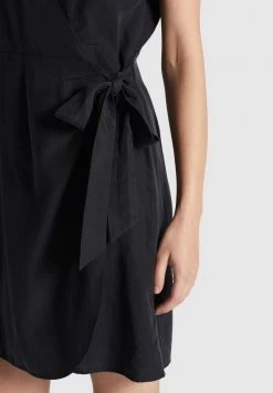 Khujo Femme KLEID PUMA Robe De Jour Schwarz -Khujo Soldes 2e8fc0a898ea4ce08d43e4a5b22354d5