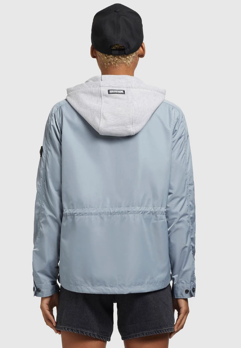 Khujo FLAMES Veste Légère Blaugrau Hell Femme 5 Khujo FLAMES Veste Légère Blaugrau Hell Femme – Image 3