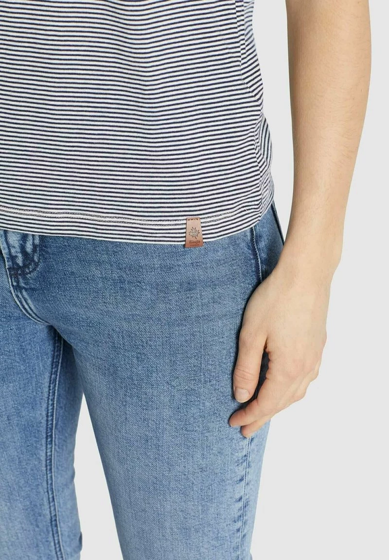 Khujo BABSI T Shirt Imprimé Weiß Blau Gestreift Femme 9 Khujo BABSI T Shirt Imprimé Weiß Blau Gestreift Femme – Image 7