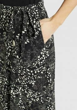 Khujo Femme HEPKE Jupe Trapèze Schwarz Weiß Gemustert 19 Khujo Femme HEPKE Jupe Trapèze Schwarz Weiß Gemustert -Khujo Soldes 68c301e446dc4c488fceade73c1b7306