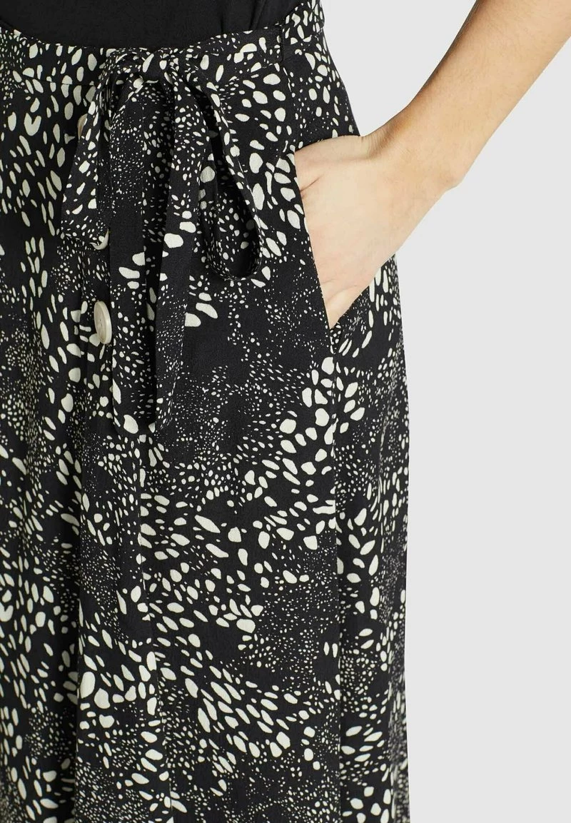 Khujo Femme HEPKE Jupe Trapèze Schwarz Weiß Gemustert 10 Khujo Femme HEPKE Jupe Trapèze Schwarz Weiß Gemustert – Image 8