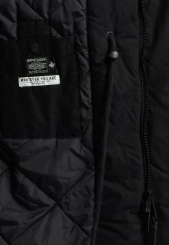 Khujo Homme HAAK Veste D'hiver Schwarz -Khujo Soldes 9bb08741d23d422b8833a8f3dd0d2a49