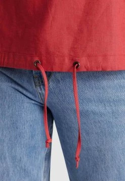 Khujo Femme ALONNA T Shirt Imprimé Red -Khujo Soldes b196e4e1d839475c98b22135db9dfde9