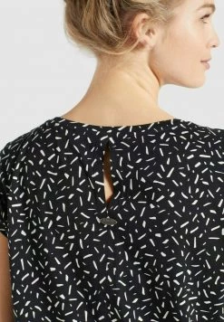 Khujo TALAJA T Shirt Imprimé Schwarz Weiß Gemustert Femme -Khujo Soldes ce5c2713e3a14ee7a5d5a1210abdf193